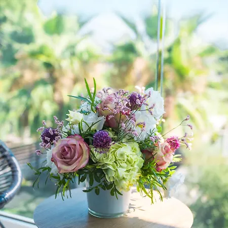 Greenery Luxury *